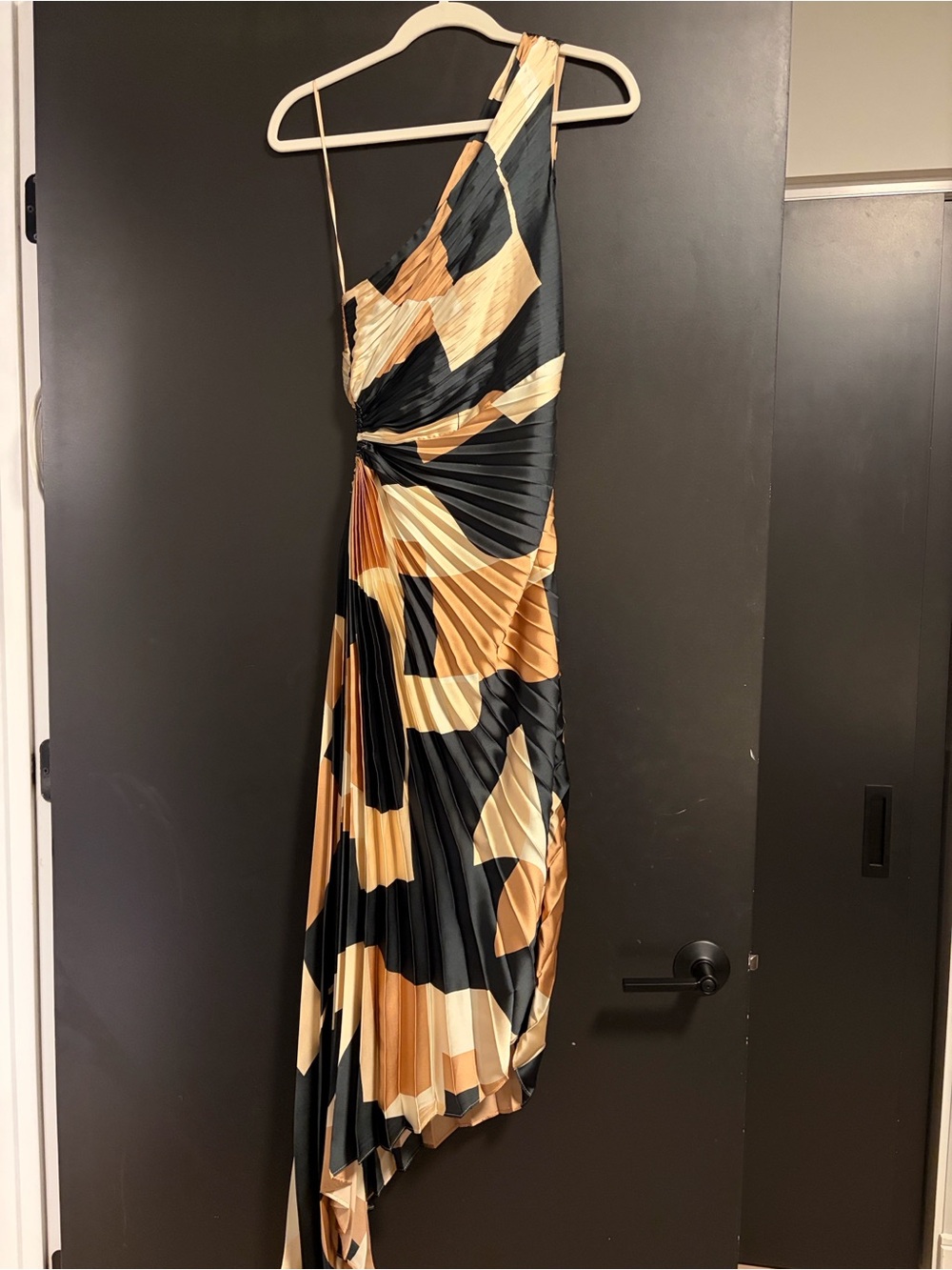 Dress Forum One-Shoulder Pleated Maxi Dress in Black and Tan